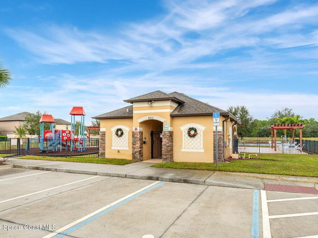 553 Trymore Drive, Palm Bay, FL 32909