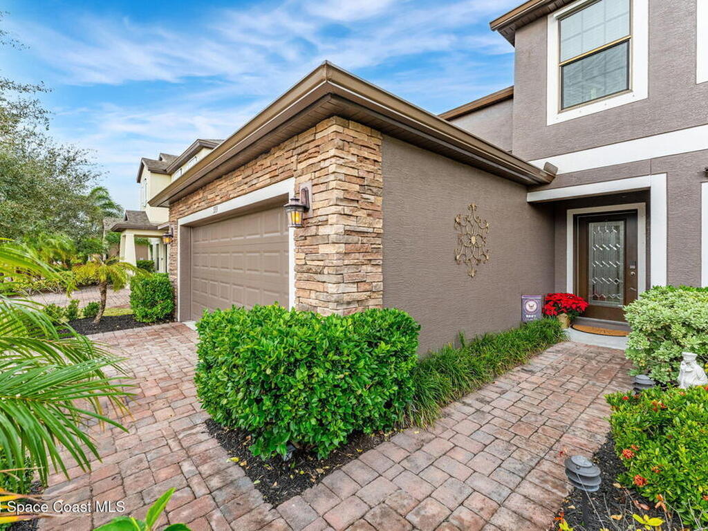 553 Trymore Drive, Palm Bay, FL 32909