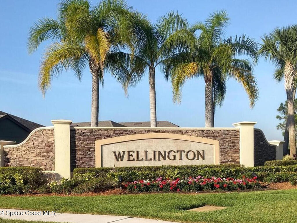 553 Trymore Drive, Palm Bay, FL 32909