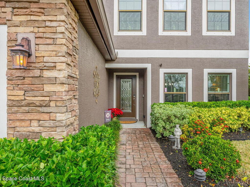 553 Trymore Drive, Palm Bay, FL 32909
