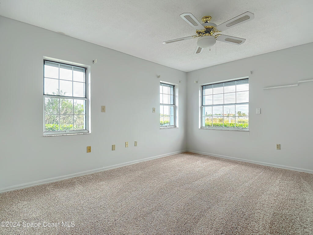540 S Brevard Avenue, Cocoa Beach, FL 32931