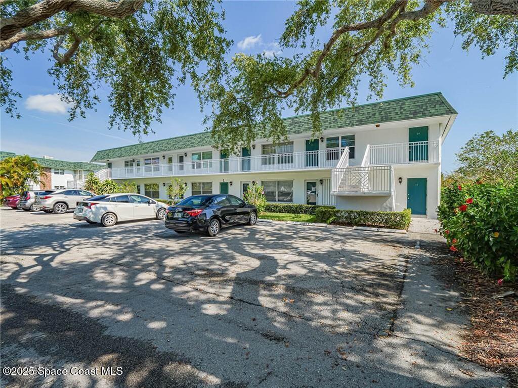 2800 Indian River Boulevard, Vero Beach, FL 32960