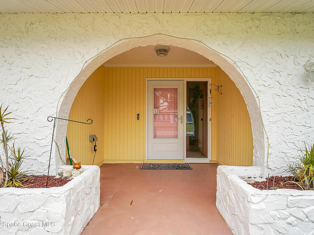 967 Darwin Lane, Palm Bay, FL 32905