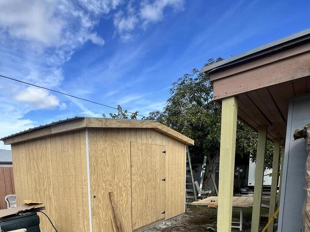 1881 SE Jackson Street, Stuart, FL 34997