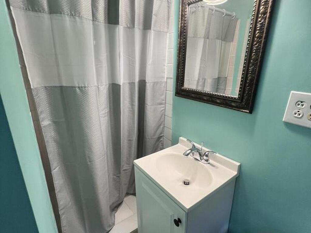 1881 SE Jackson Street, Stuart, FL 34997