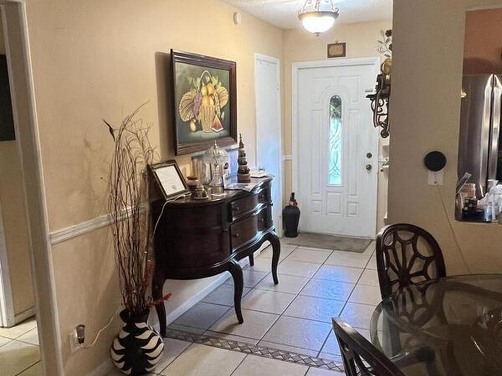 1881 SE Jackson Street, Stuart, FL 34997