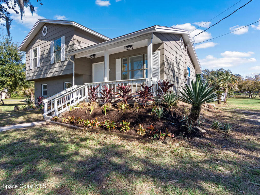 3465 Brevard Road, Mims, FL 32754