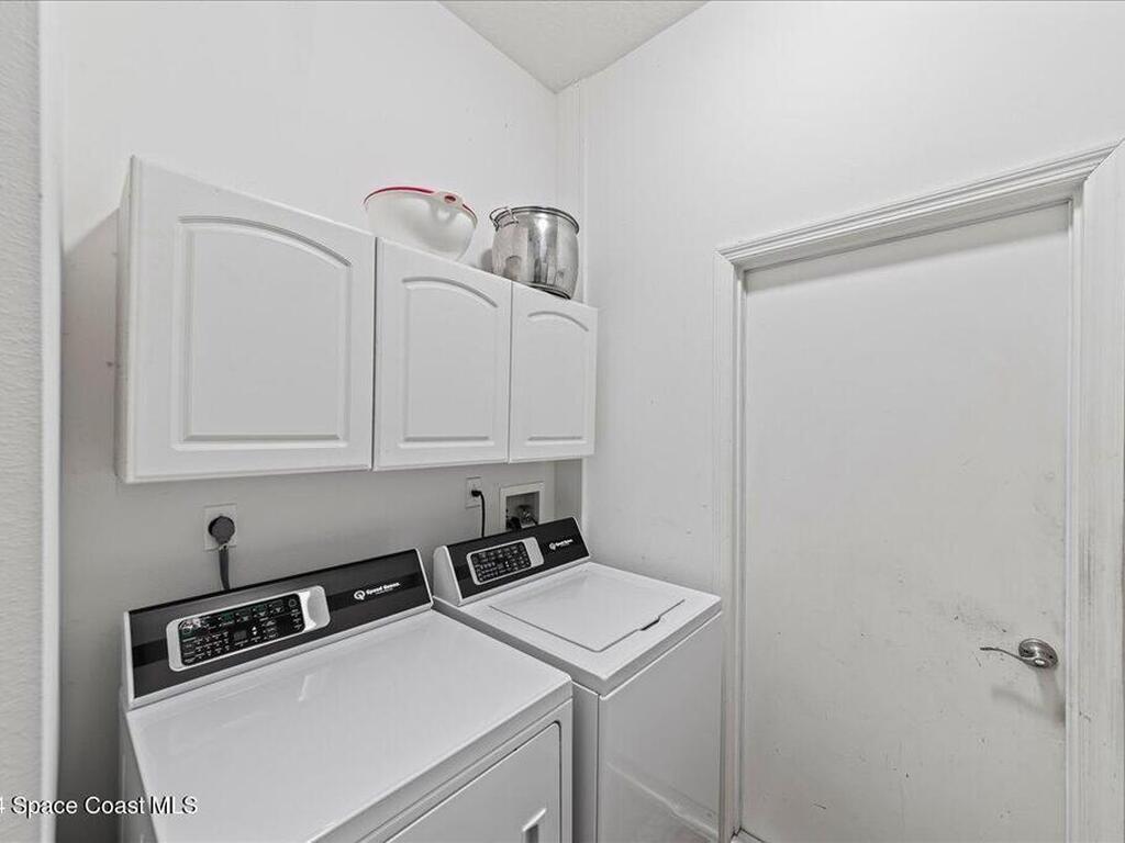 3940 Bristol Court, Melbourne, FL 32904