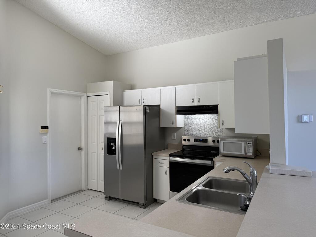 6990 Hammock Trace Drive, Melbourne, FL 32940