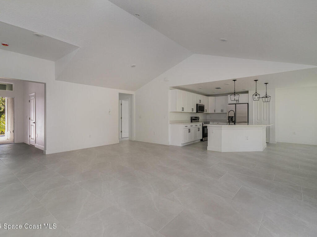 963 Sareta Street, Palm Bay, FL 32909