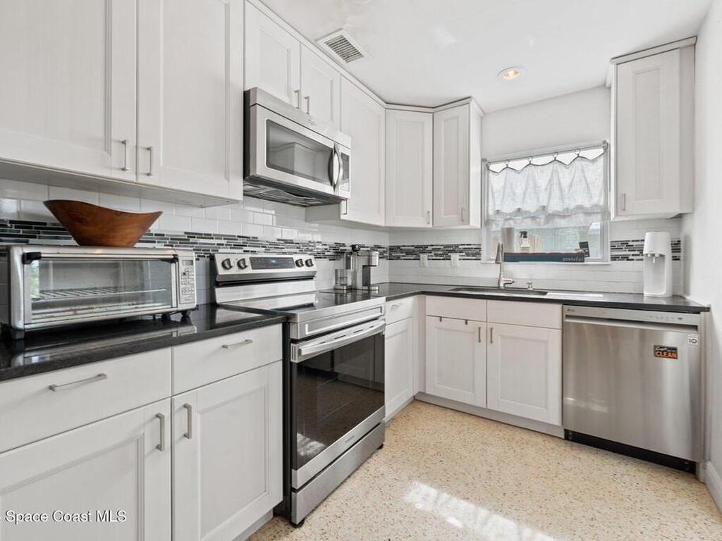 113 SE 2nd Street, Satellite Beach, FL 32937