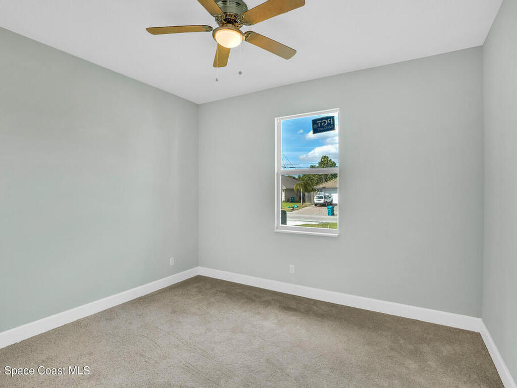 942 SW Jaslo Avenue, Port St. Lucie, FL 34953