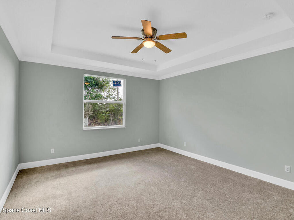 942 SW Jaslo Avenue, Port St. Lucie, FL 34953
