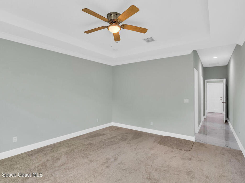 942 SW Jaslo Avenue, Port St. Lucie, FL 34953