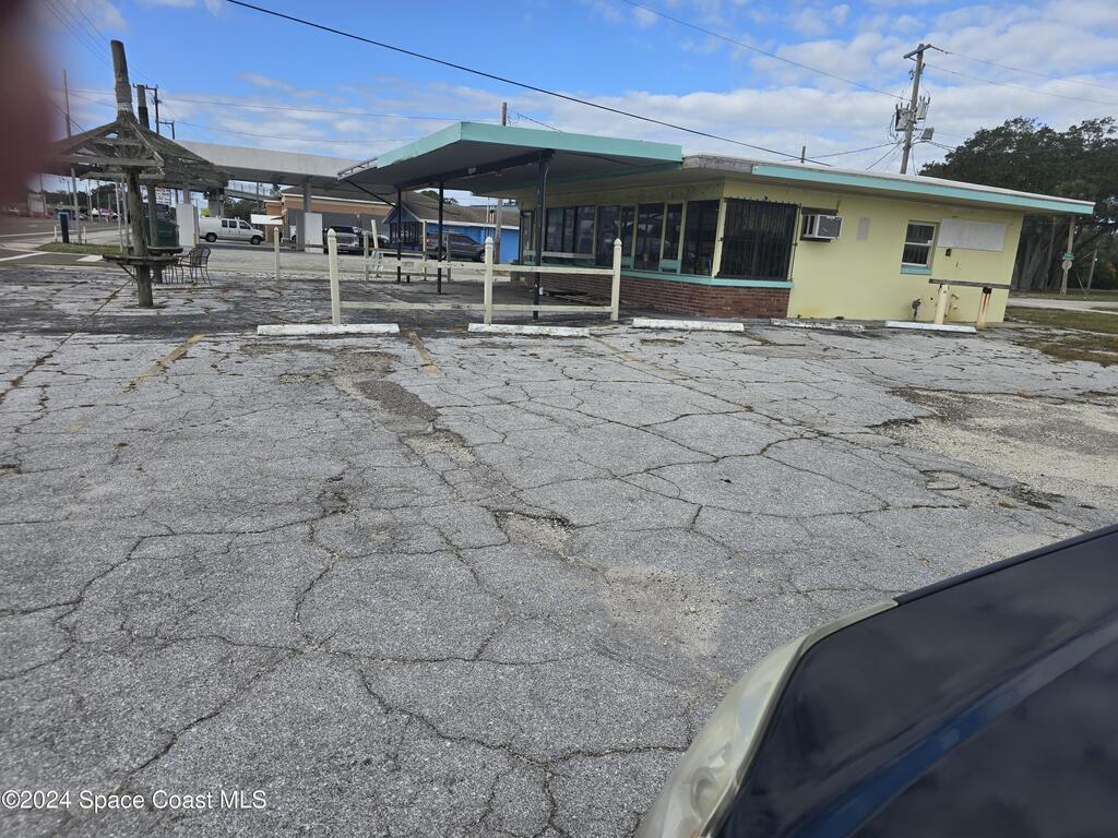 1090 Garden Street, Titusville, FL 32796
