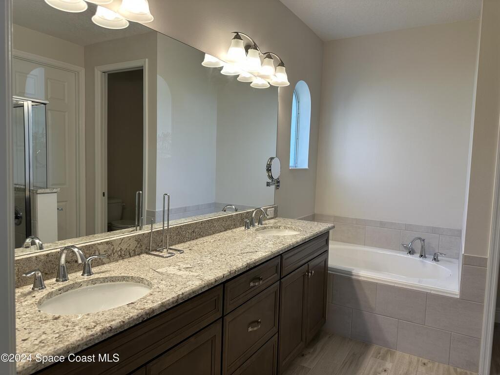 8394 Loren Cove Drive, Melbourne, FL 32940