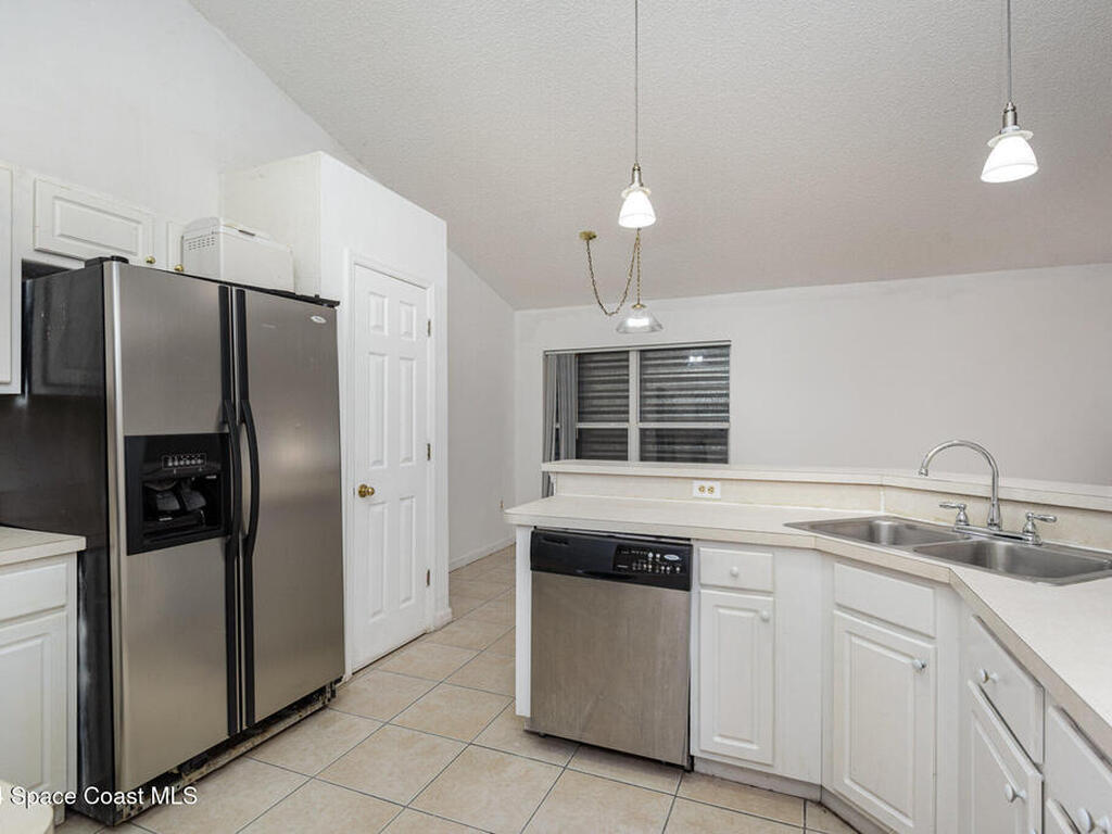 3162 San Salvador Avenue, Palm Bay, FL 32909