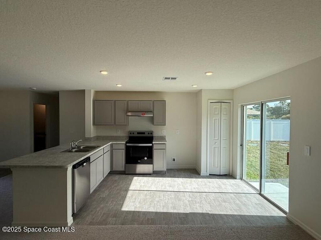1342 Towton Street, Palm Bay, FL 32909