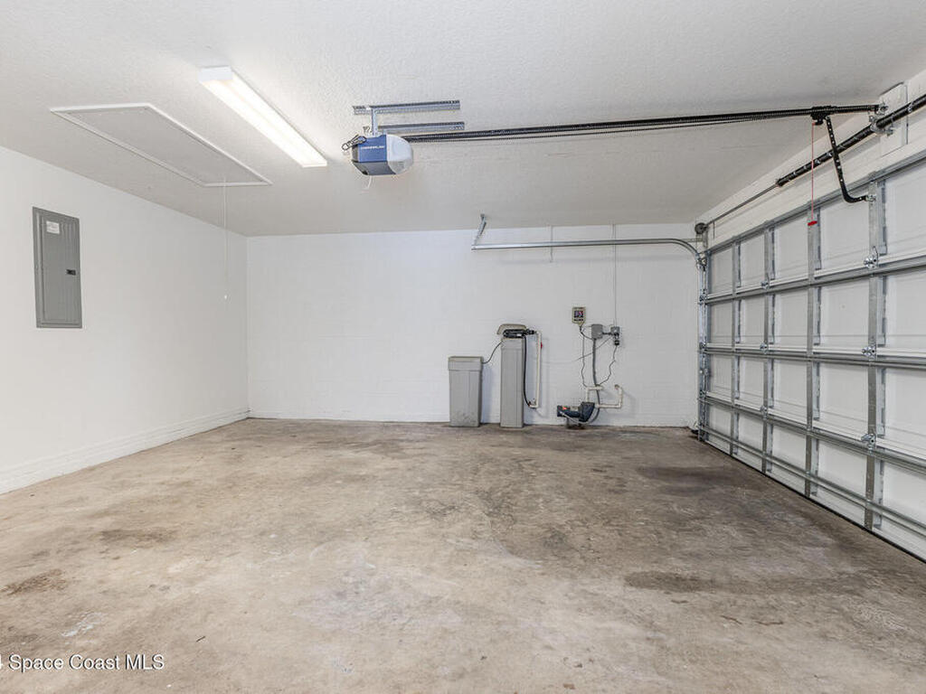 1796 Alaqua Way, Melbourne, FL 32904