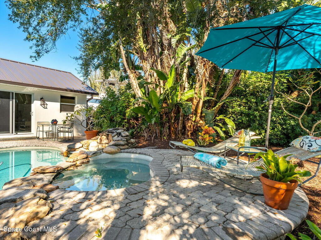 401 S Palm Avenue, Indialantic, FL 32903