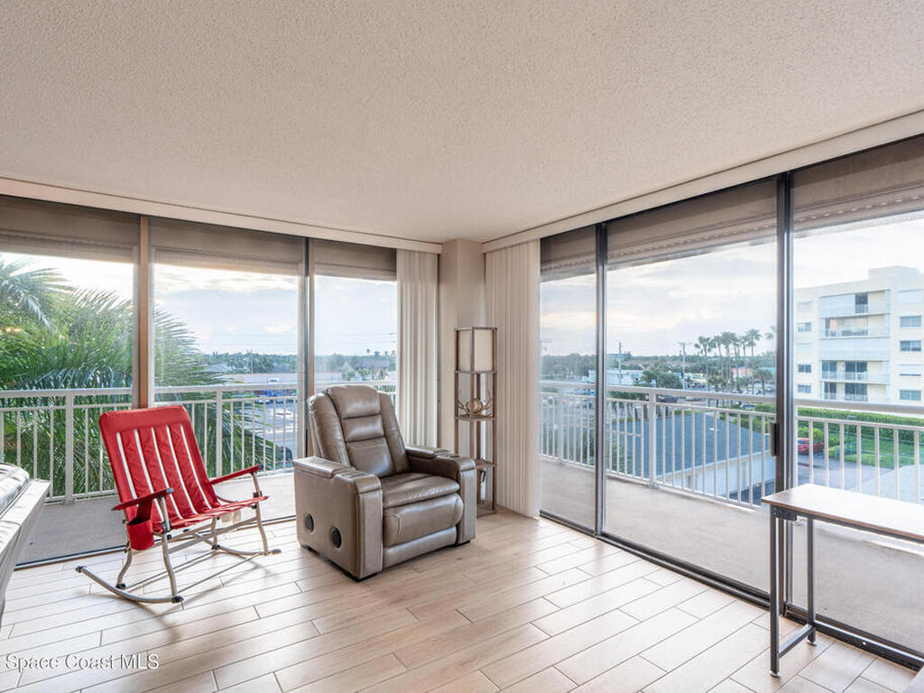 877 N Hwy A1a, Indialantic, FL 32903