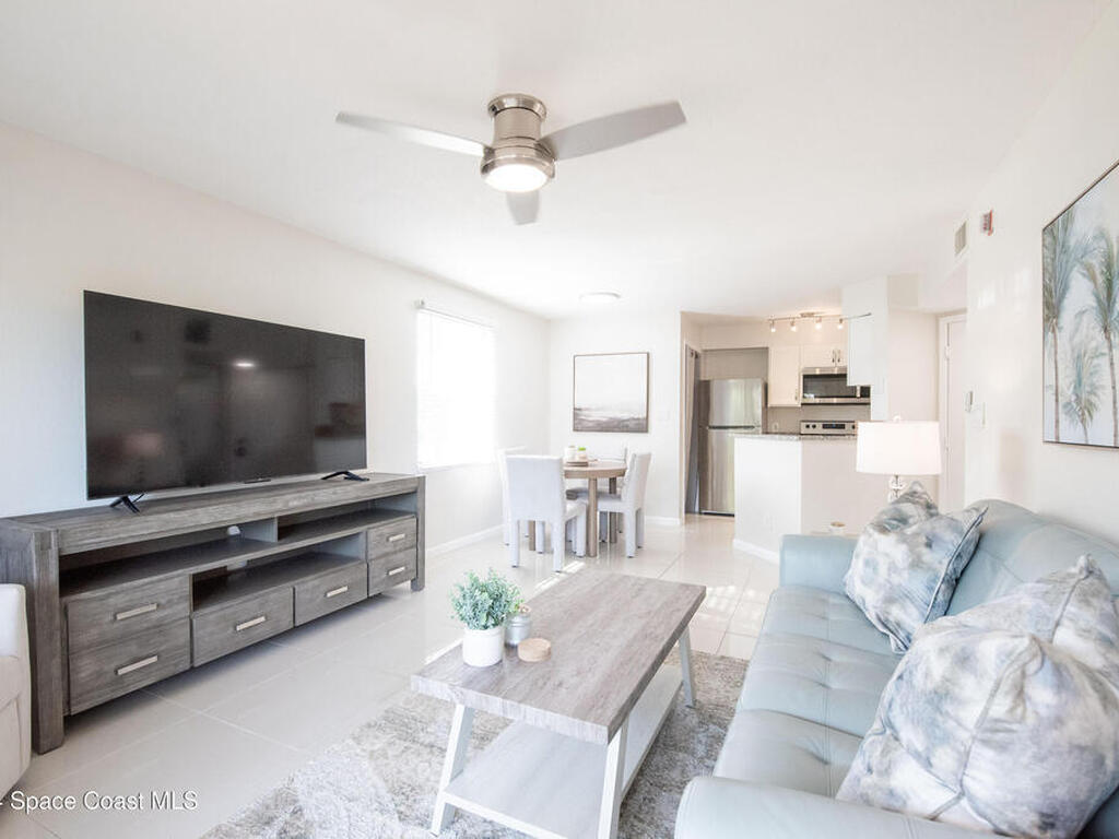 1951 Island Club Drive, Melbourne, FL 32903