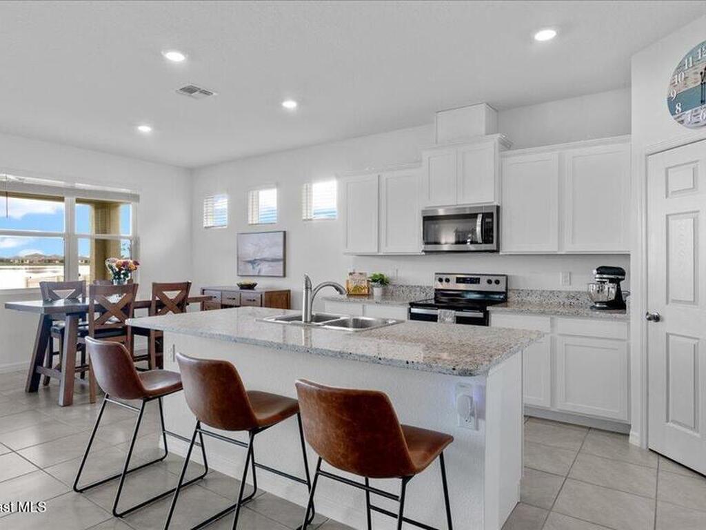 2224 Farmhouse Road, Palm Bay, FL 32909