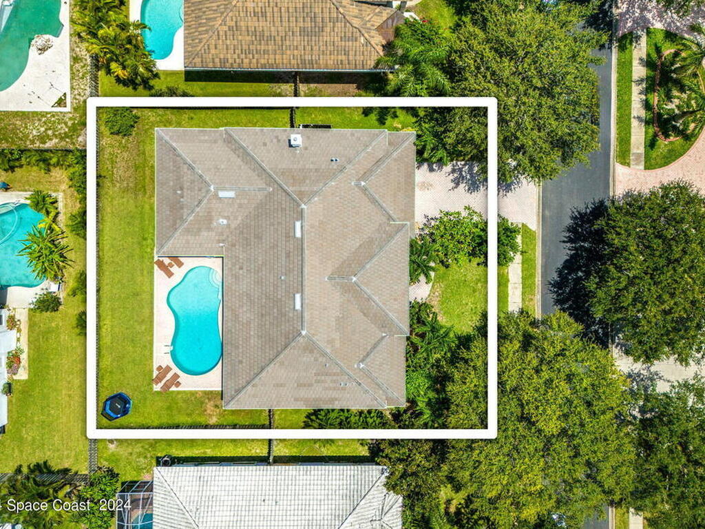 495 Newport Drive, Indialantic, FL 32903