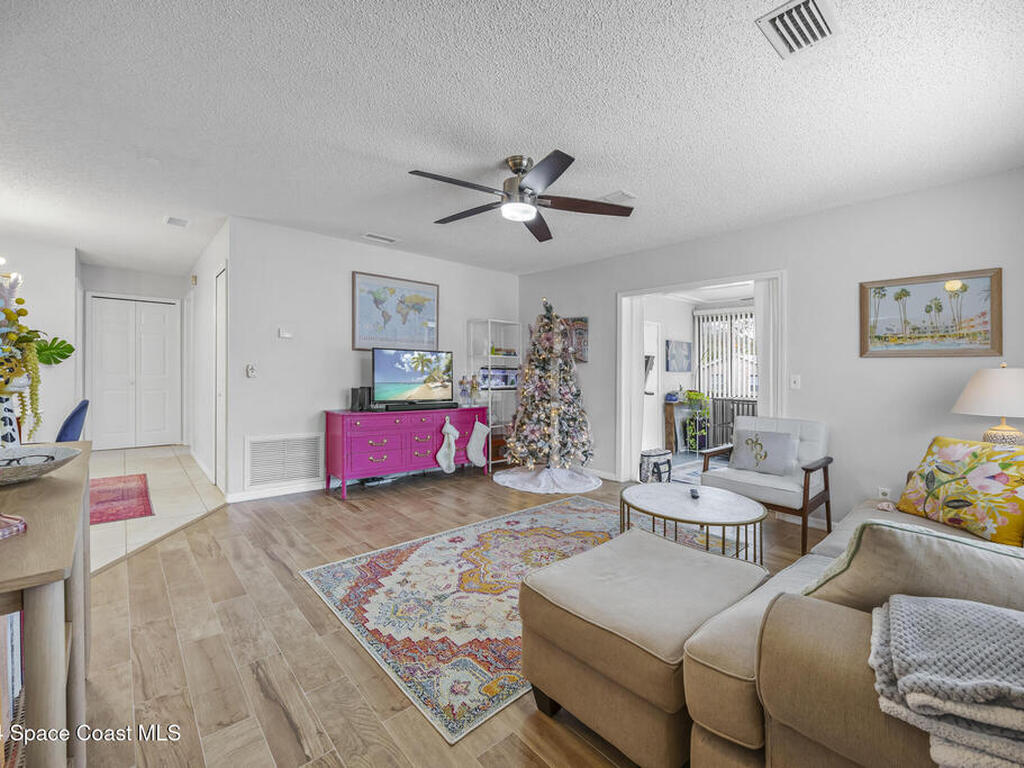 6200 Horseshoe Avenue, Titusville, FL 32780