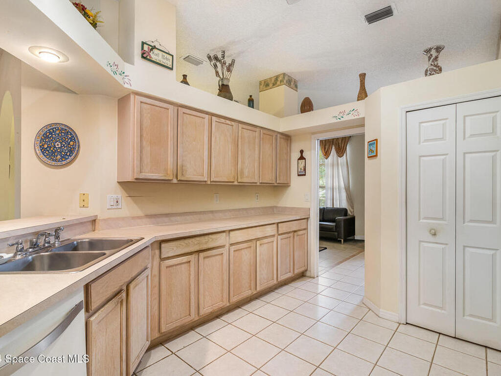 2710 Alicia Lane, Melbourne, FL 32935