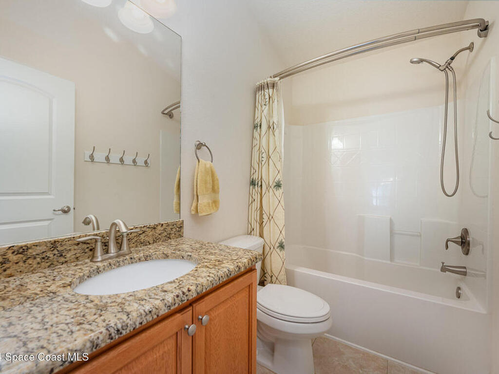 1377 Alaqua Way, Melbourne, FL 32904