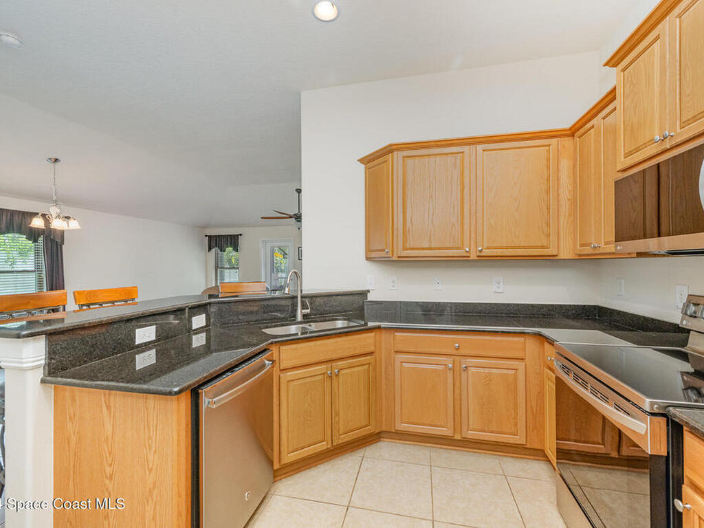 1377 Alaqua Way, Melbourne, FL 32904