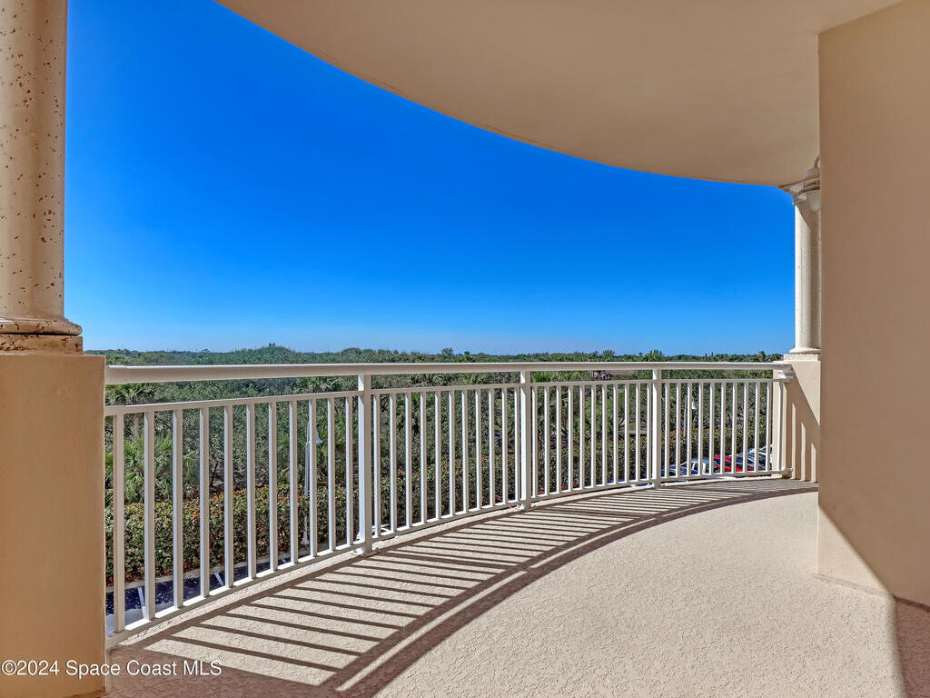 110 Warsteiner Way, Melbourne Beach, FL 32951
