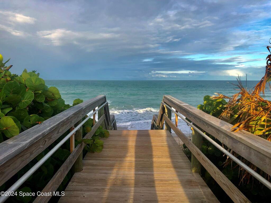 110 Warsteiner Way, Melbourne Beach, FL 32951