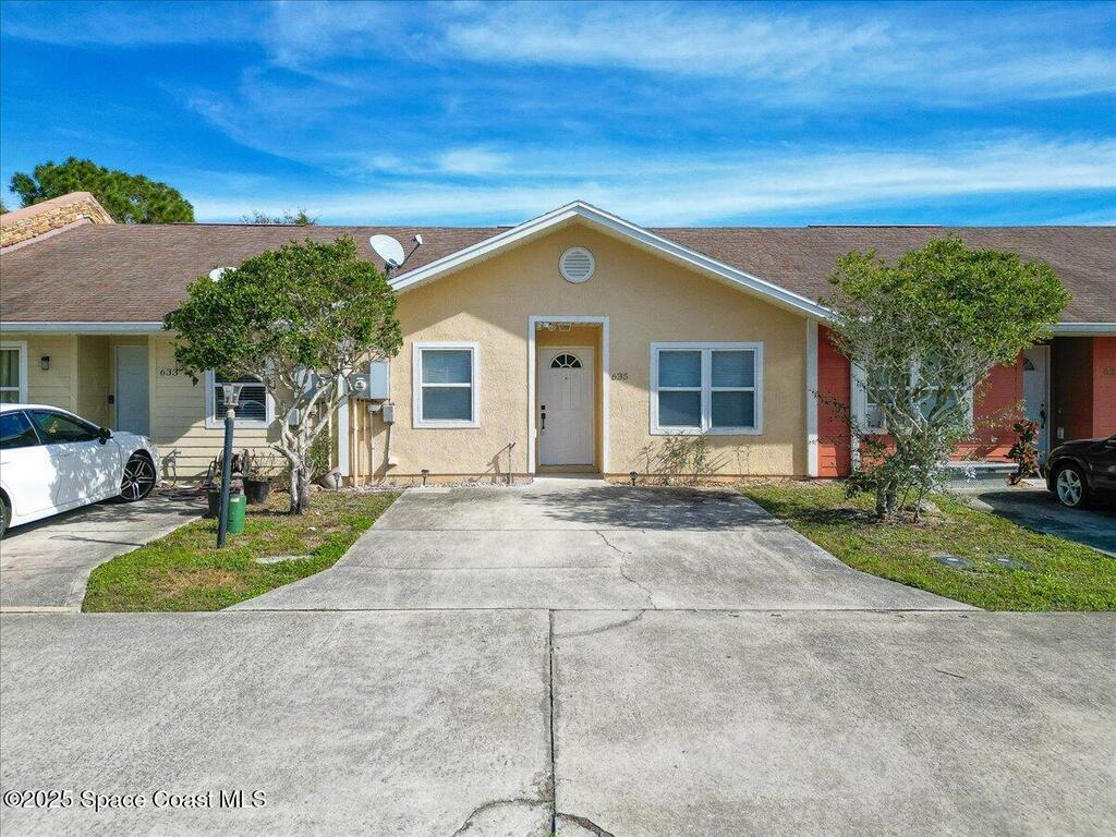635 Angela Lane, Titusville, FL 32796