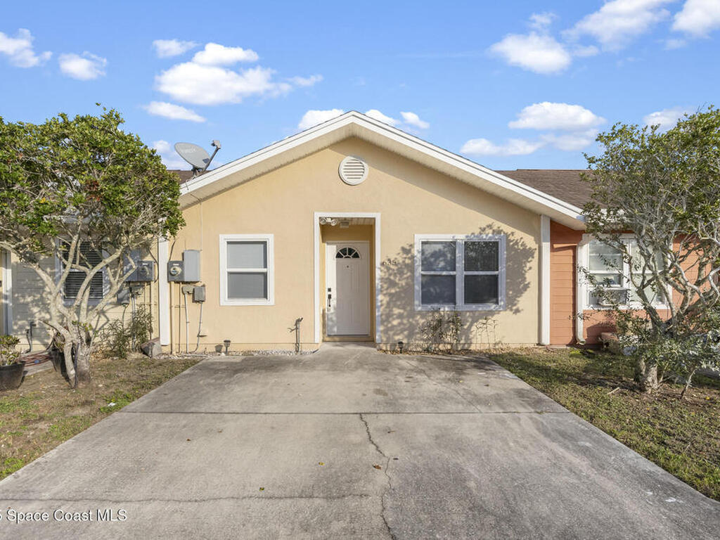 635 Angela Lane, Titusville, FL 32796
