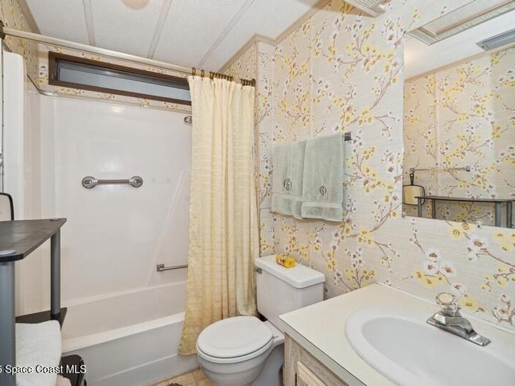 556 Ruth Circle, Melbourne, FL 32904