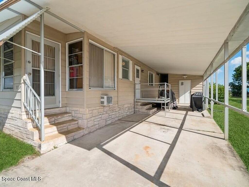 556 Ruth Circle, Melbourne, FL 32904