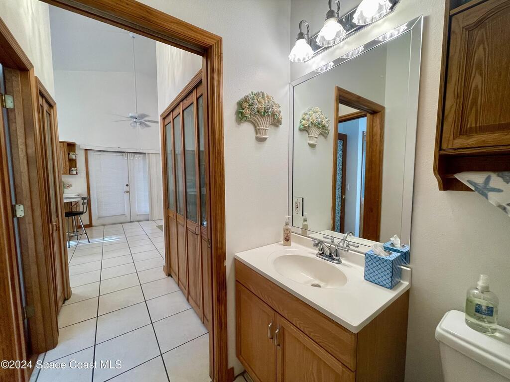 4883 Lake Waterford Way, Melbourne, FL 32901