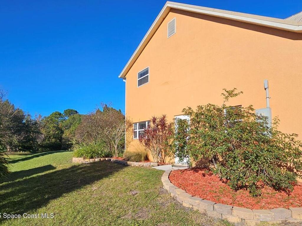 4625 Addie Avenue, Mims, FL 32754