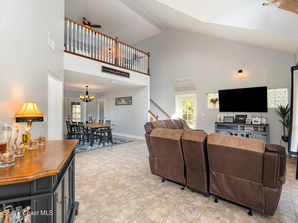 4625 Addie Avenue, Mims, FL 32754