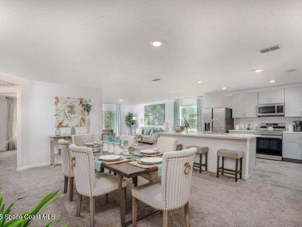 817 Geddes Street, Palm Bay, FL 32908