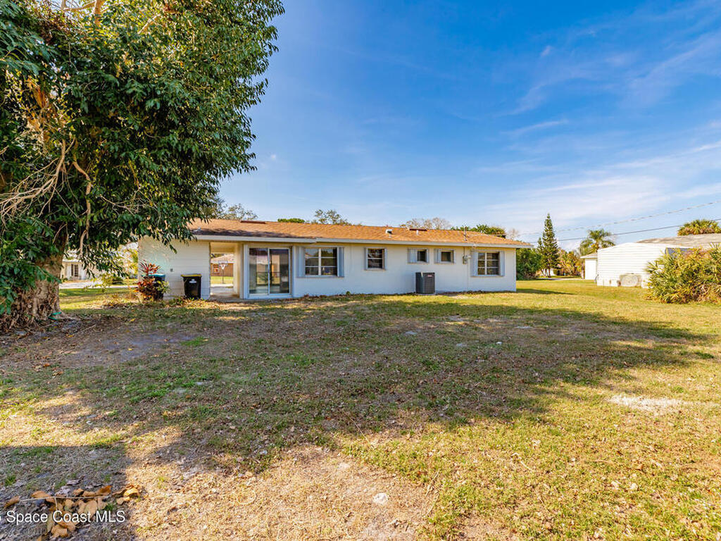 477 Bradley Avenue, Palm Bay, FL 32907