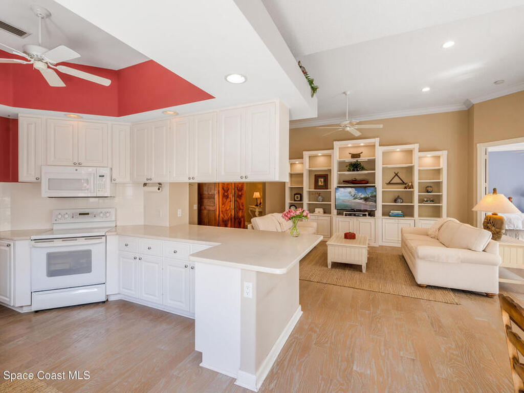 1335 St Lawrence Drive, Palm Beach Gardens, FL 33410