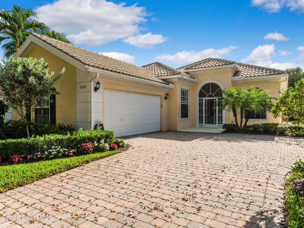 1335 St Lawrence Drive, Palm Beach Gardens, FL 33410