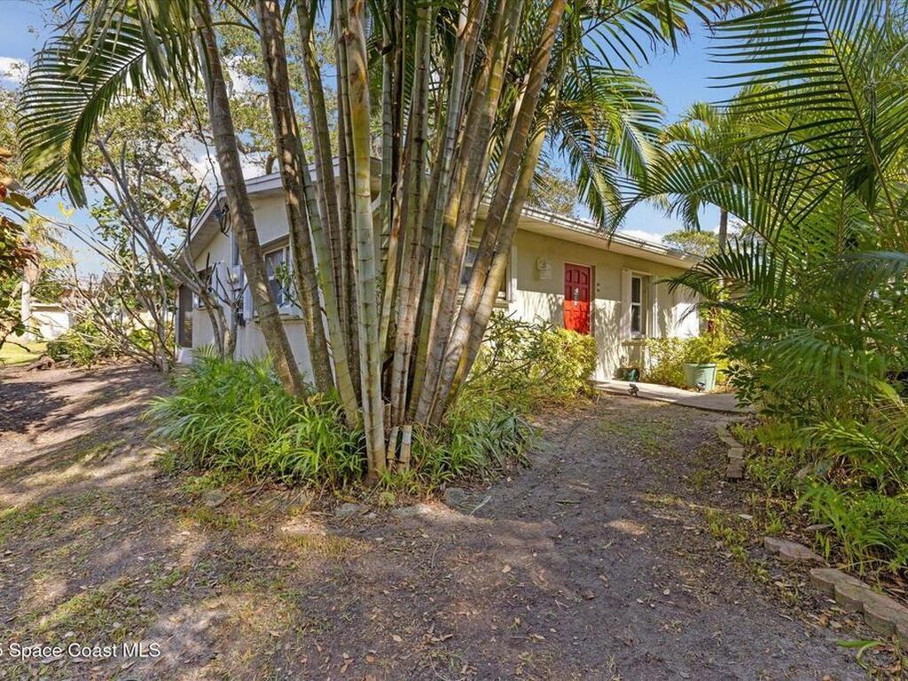236 Woodland Avenue, Cocoa Beach, FL 32931
