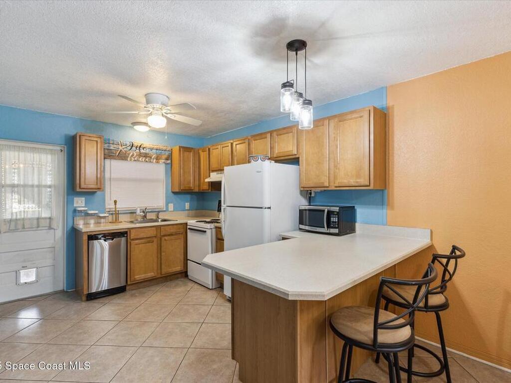 236 Woodland Avenue, Cocoa Beach, FL 32931