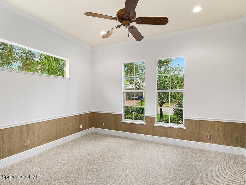 2234 Falls Circle, Vero Beach, FL 32967
