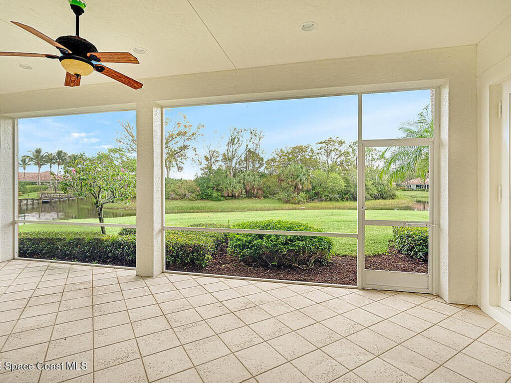 2234 Falls Circle, Vero Beach, FL 32967