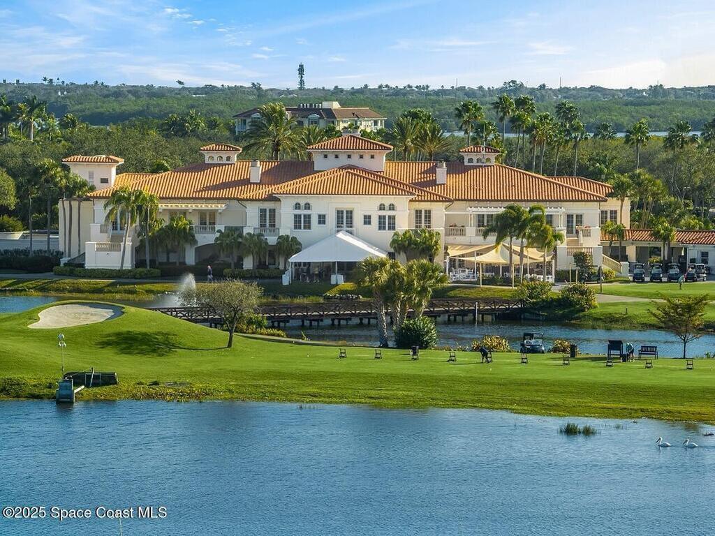 2234 Falls Circle, Vero Beach, FL 32967